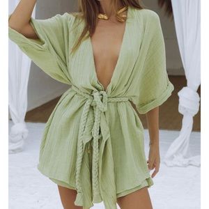 Two Piece Set Chic Le Frique Sage Green Playsuit Small/Medium NWT